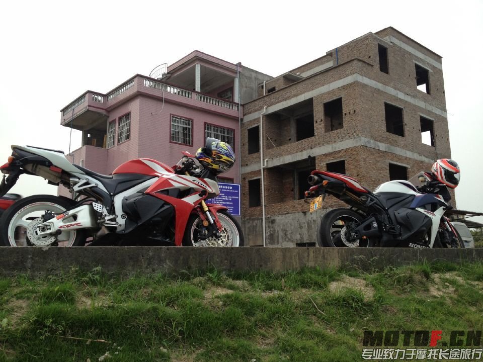 QQ图片20150524004413.jpg