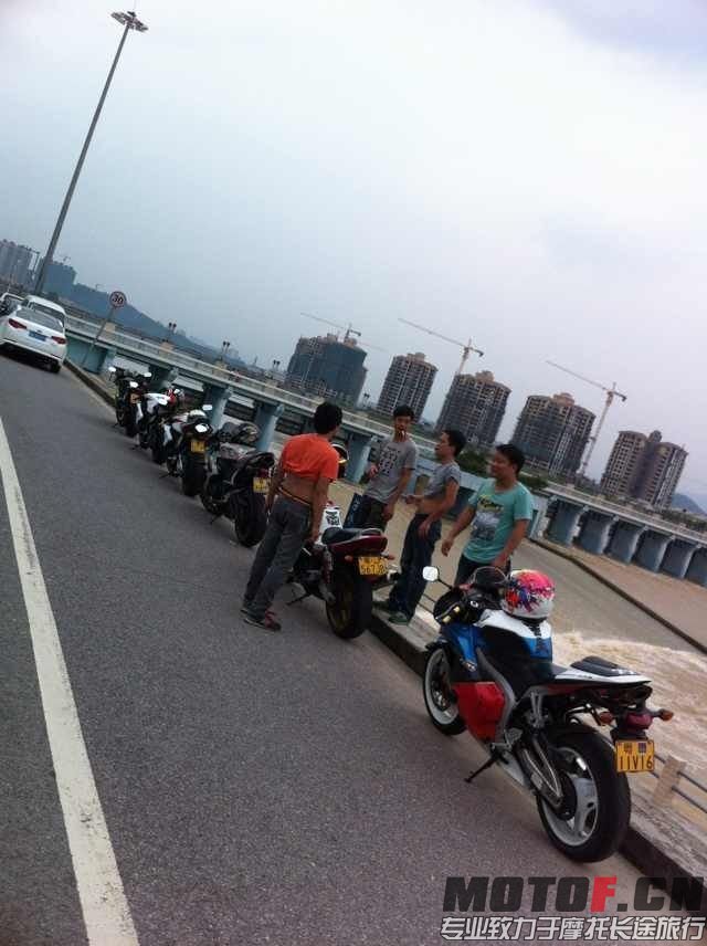 QQ图片20150524010421.jpg