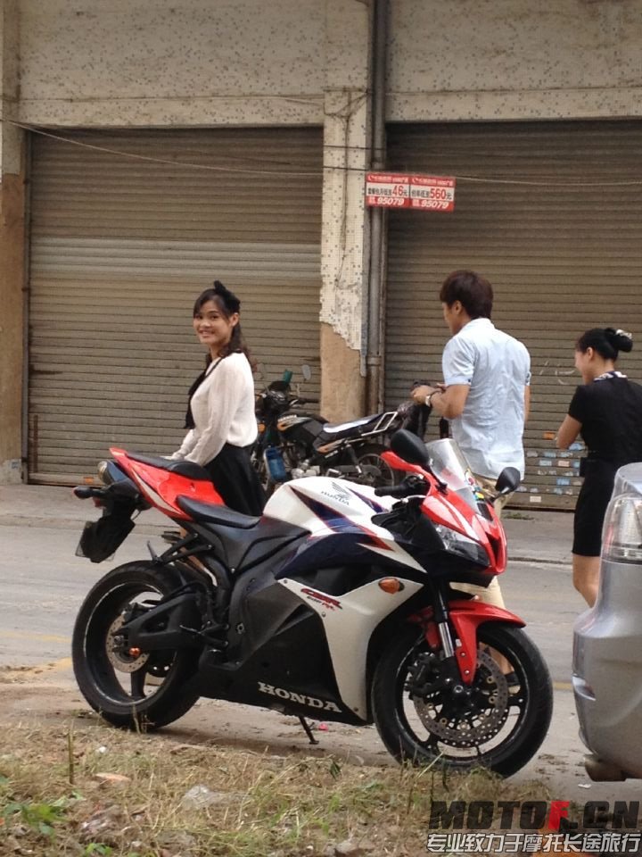 QQ图片20150524010402.jpg
