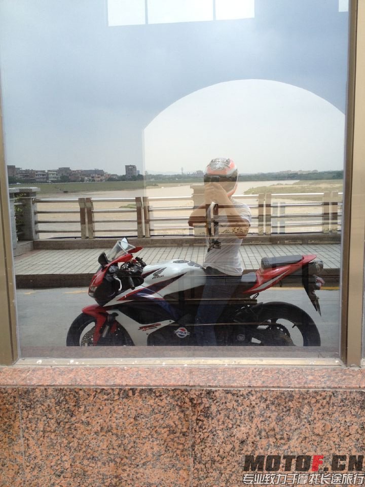QQ图片20150524011247.jpg
