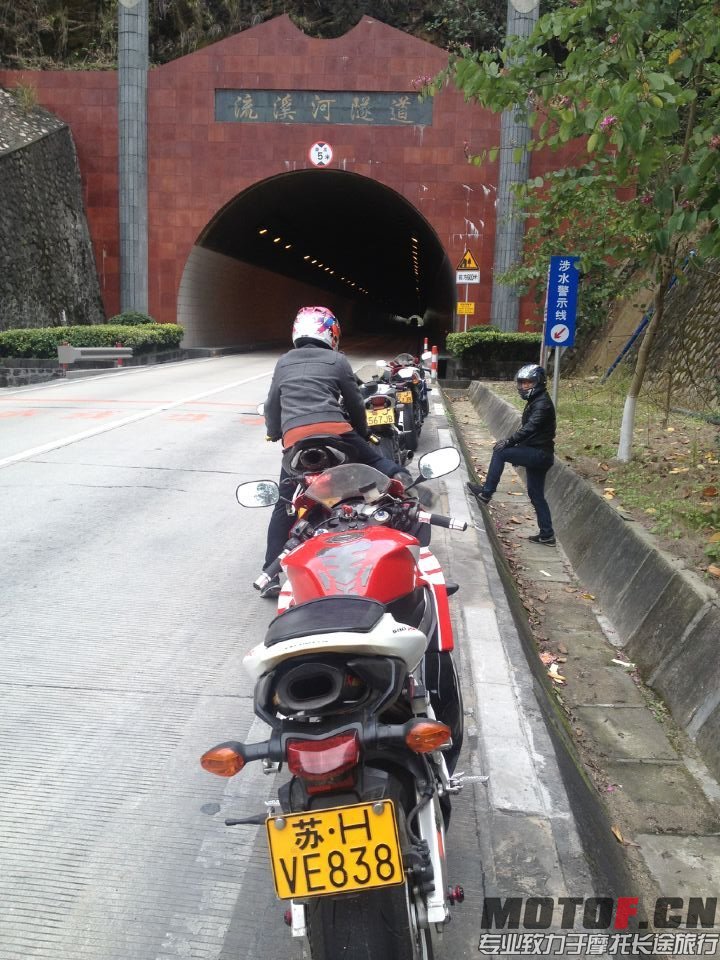QQ图片20150524011238.jpg