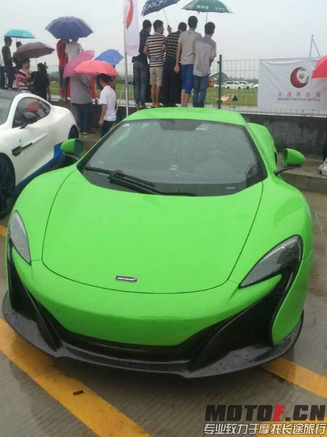 AAA03F8EA2FF6944E38696790AC8122E.jpg