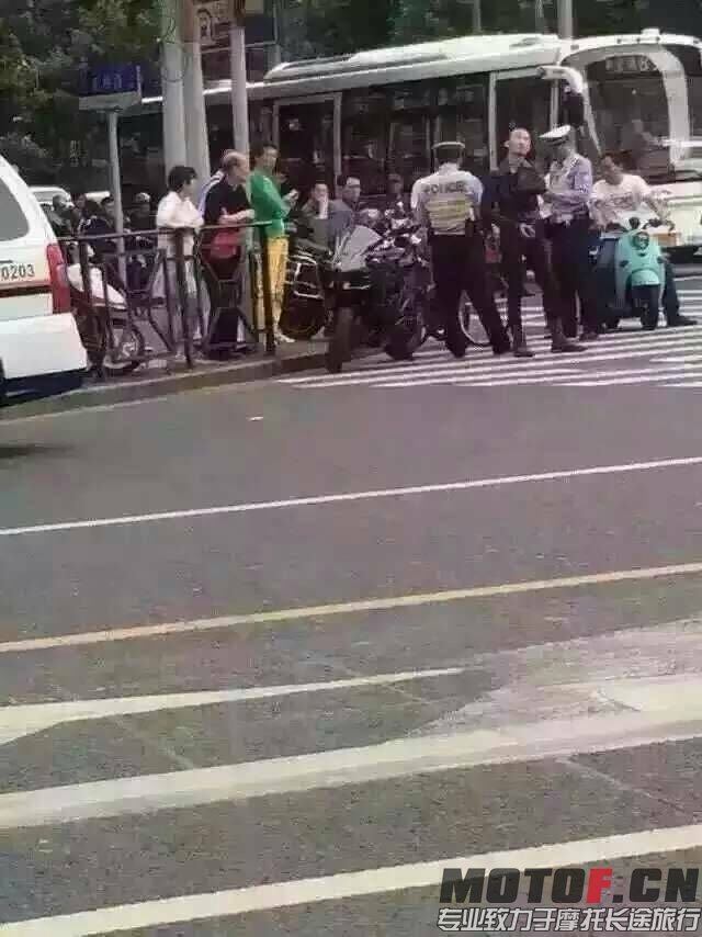 QQ图片20150603183009.jpg
