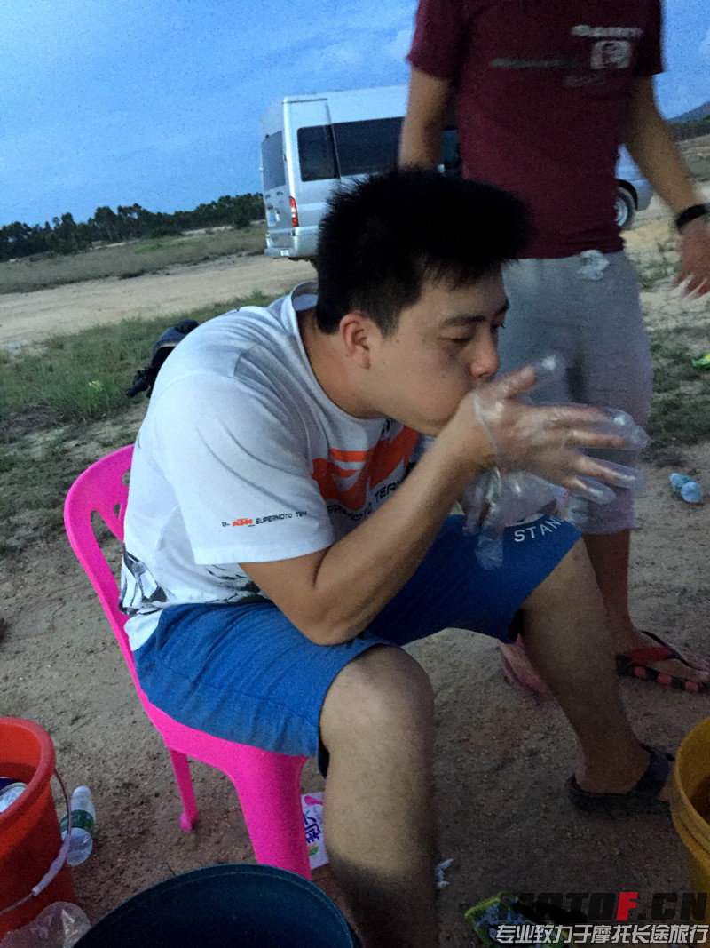 华强车行11.jpg