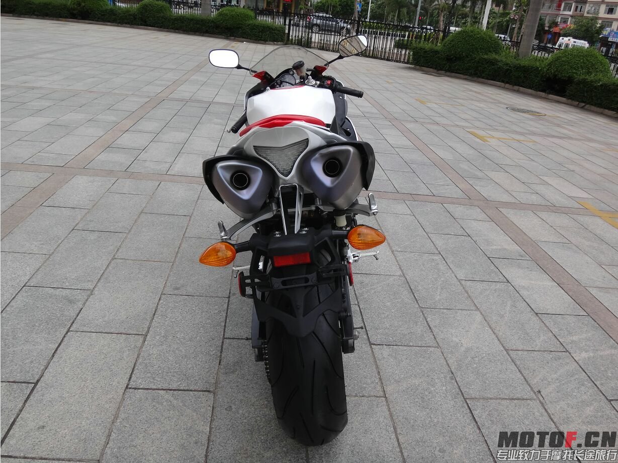 QQ图片20150609011306.jpg