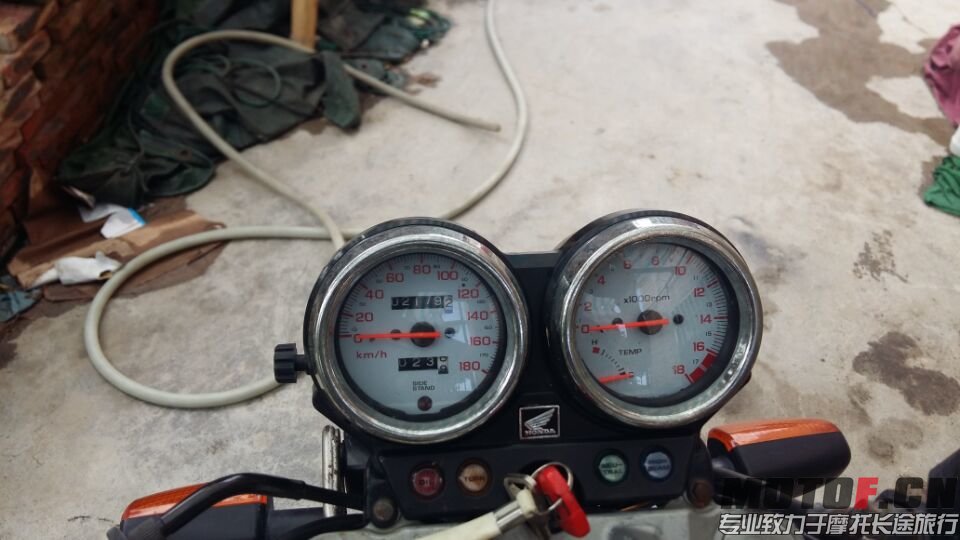 F9CF422EF61F20085AE813978AC44963.jpg