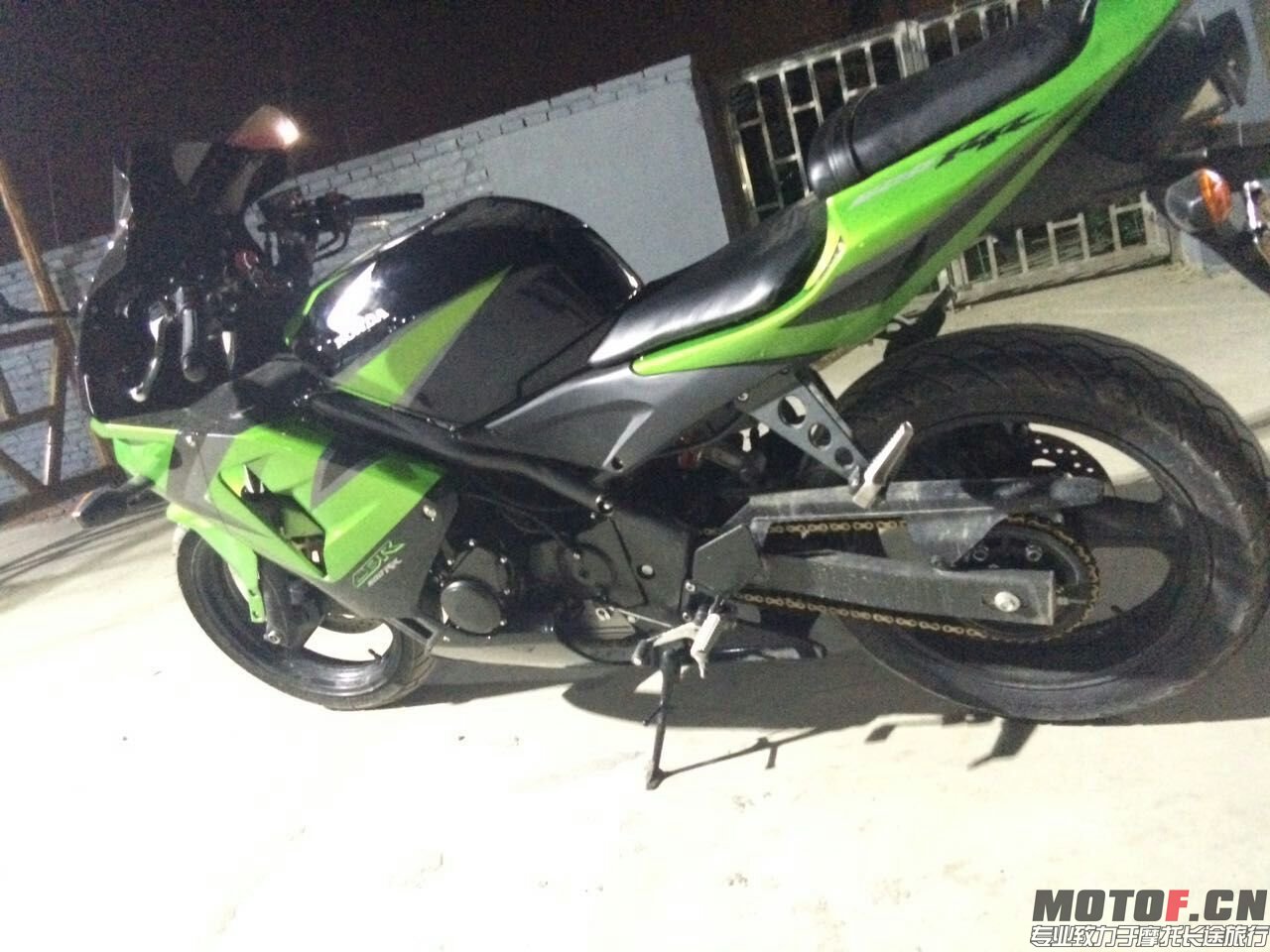 mmexport1433942686652.jpg
