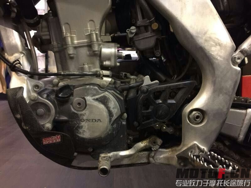 QQ图片20150610003817.jpg