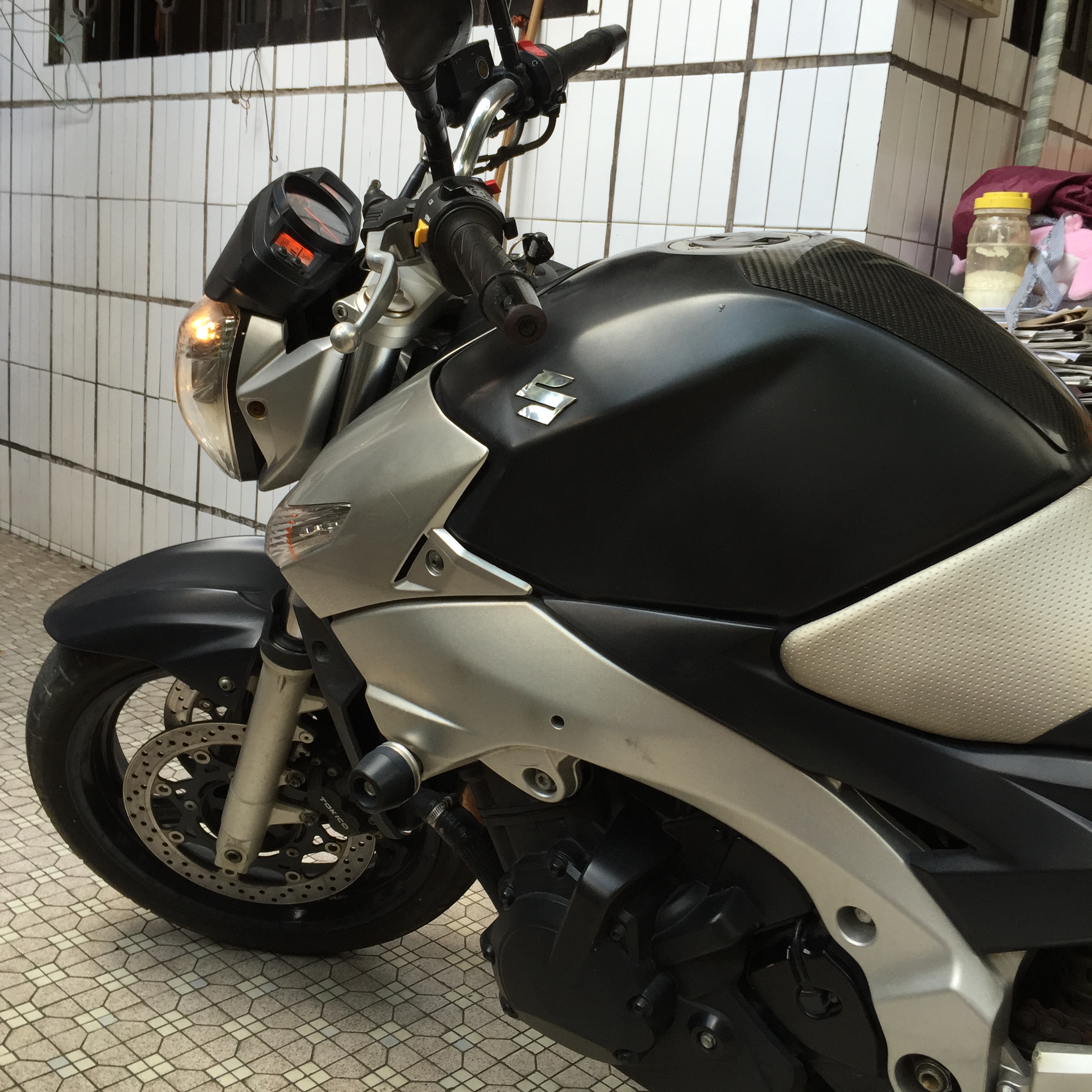 GSR600