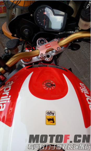 QQ图片20150618172336.png