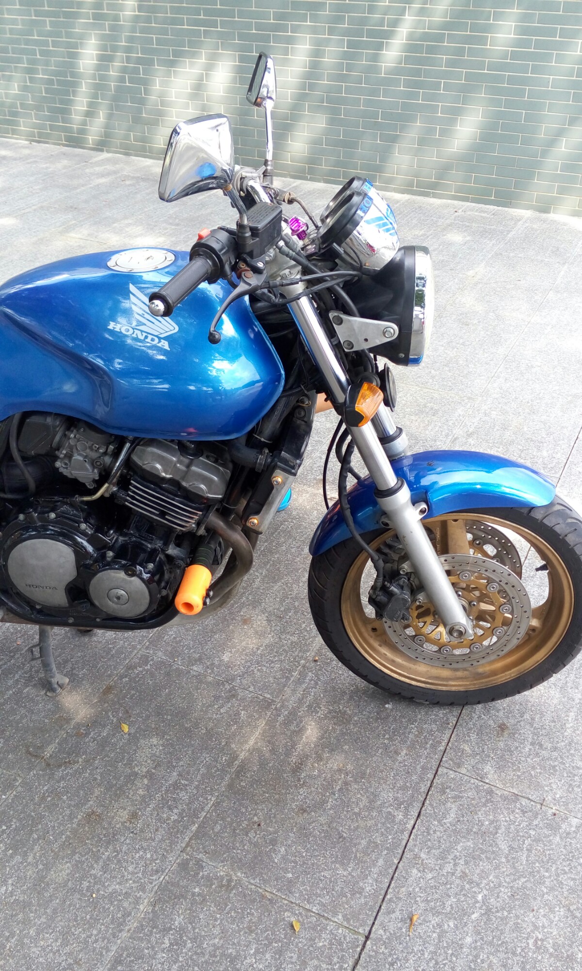 CB400P50619-151951.jpg