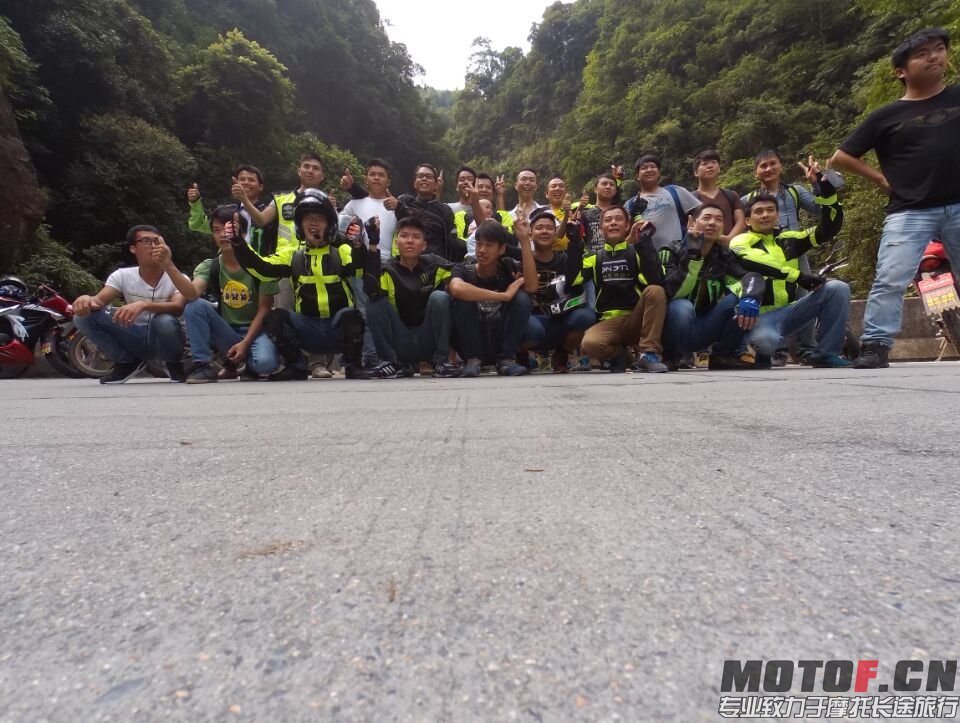 2d2821e3d374b494.jpg