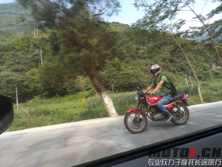-65c7fe6287fec7ff.jpg
