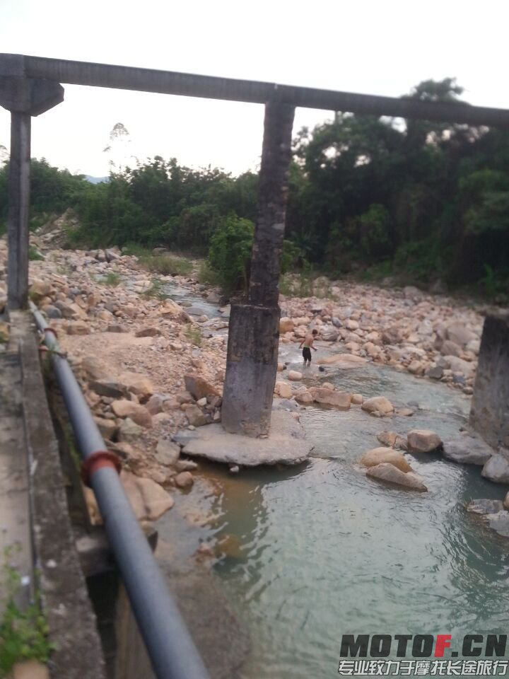 QQ图片20150623113936.jpg