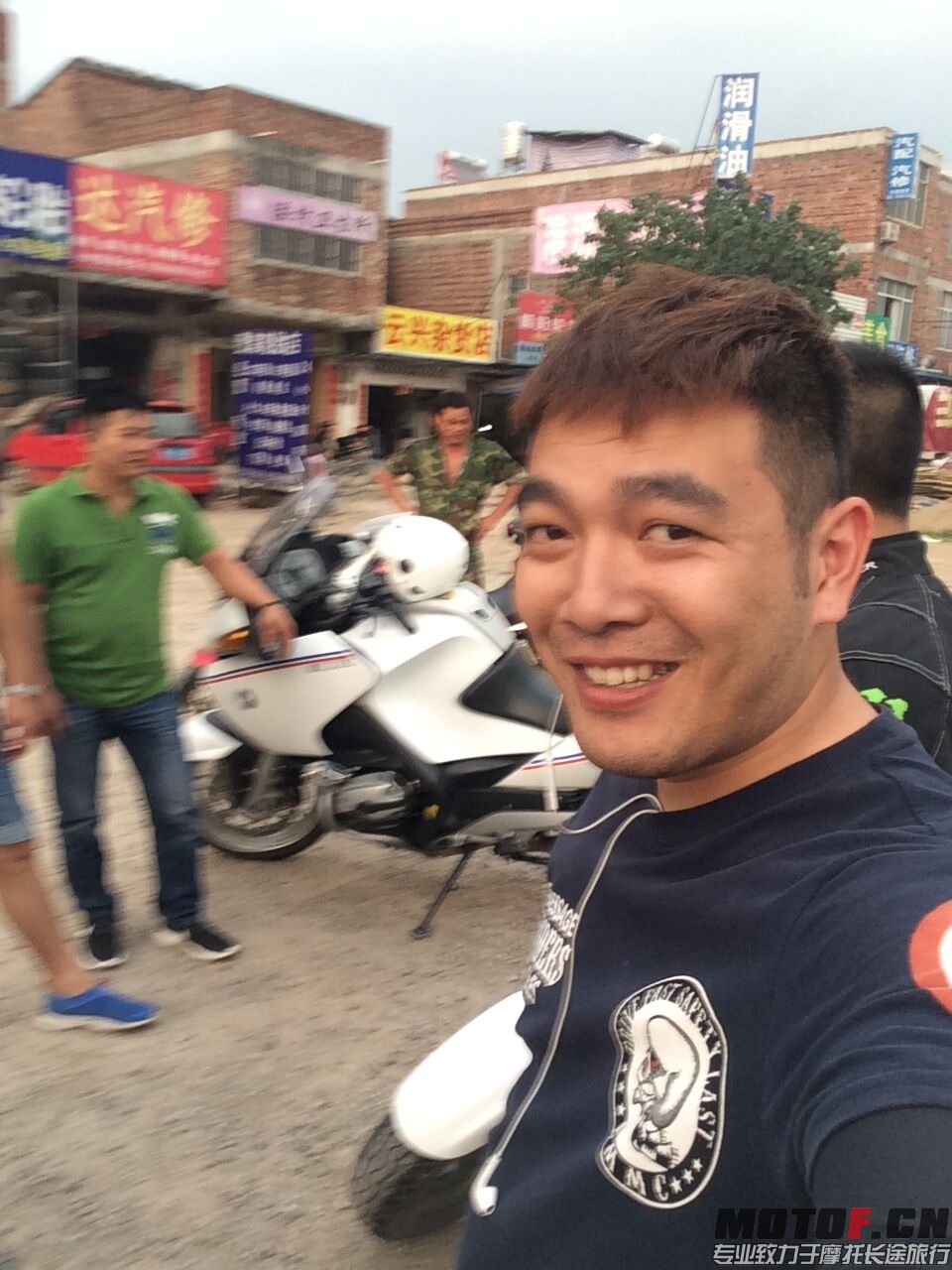 QQ图片20150711003334.jpg