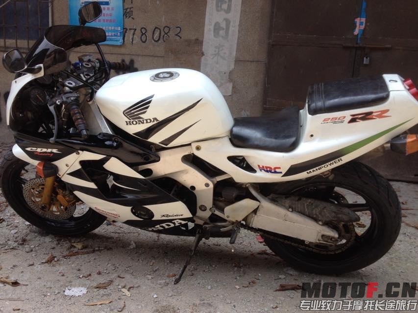CBR1.jpg