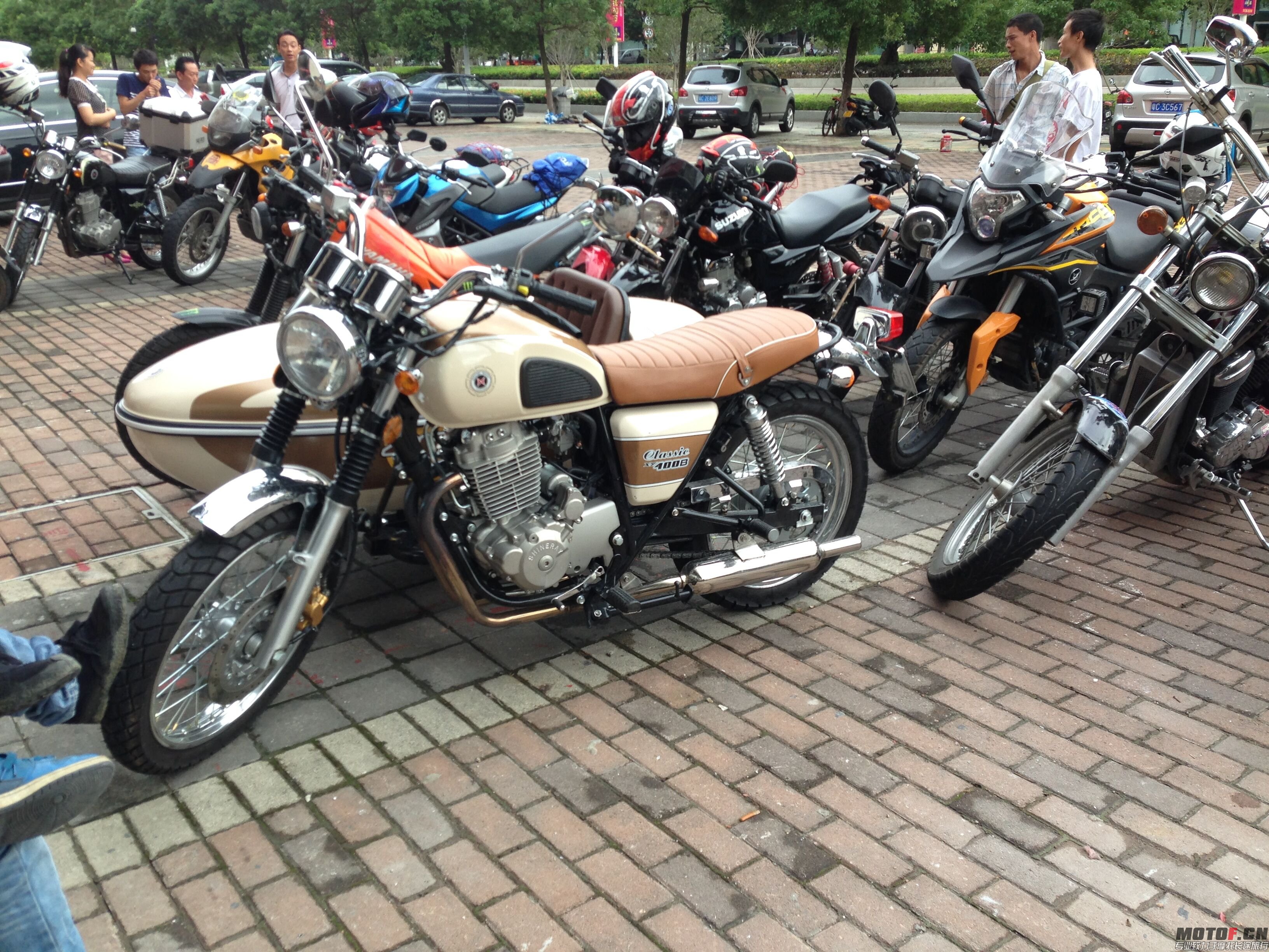 QQ图片20150725220725.jpg