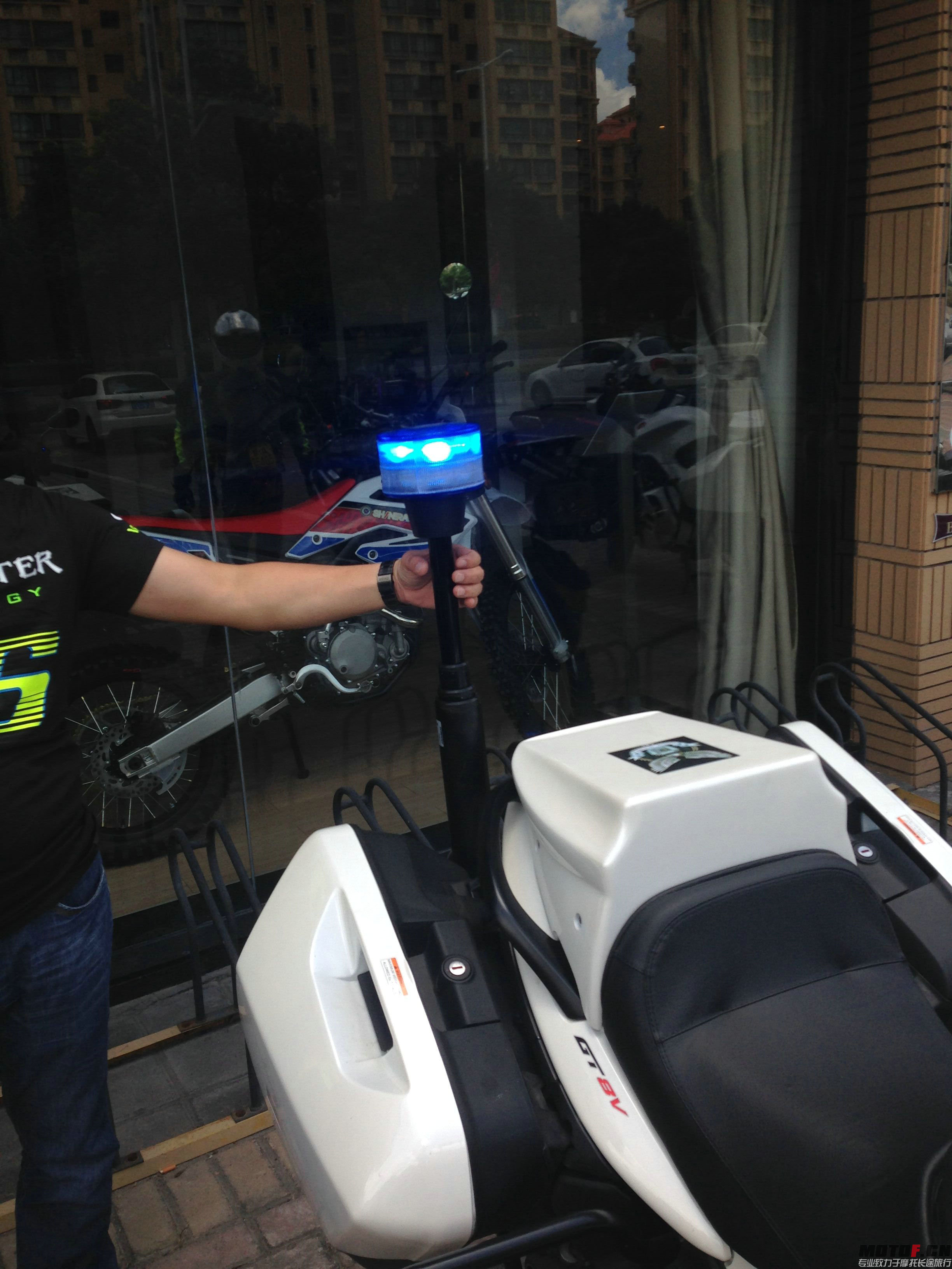 QQ图片20150802235653.jpg
