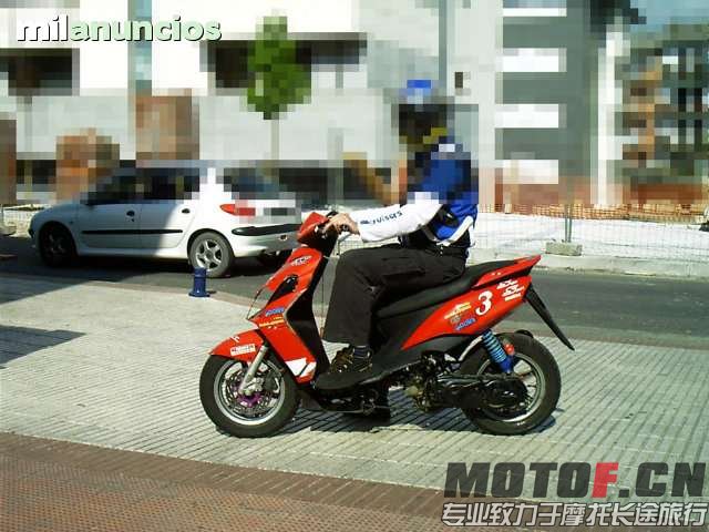 Yamaha-Jog-50-rr-de-competicion-74410449_9.jpg