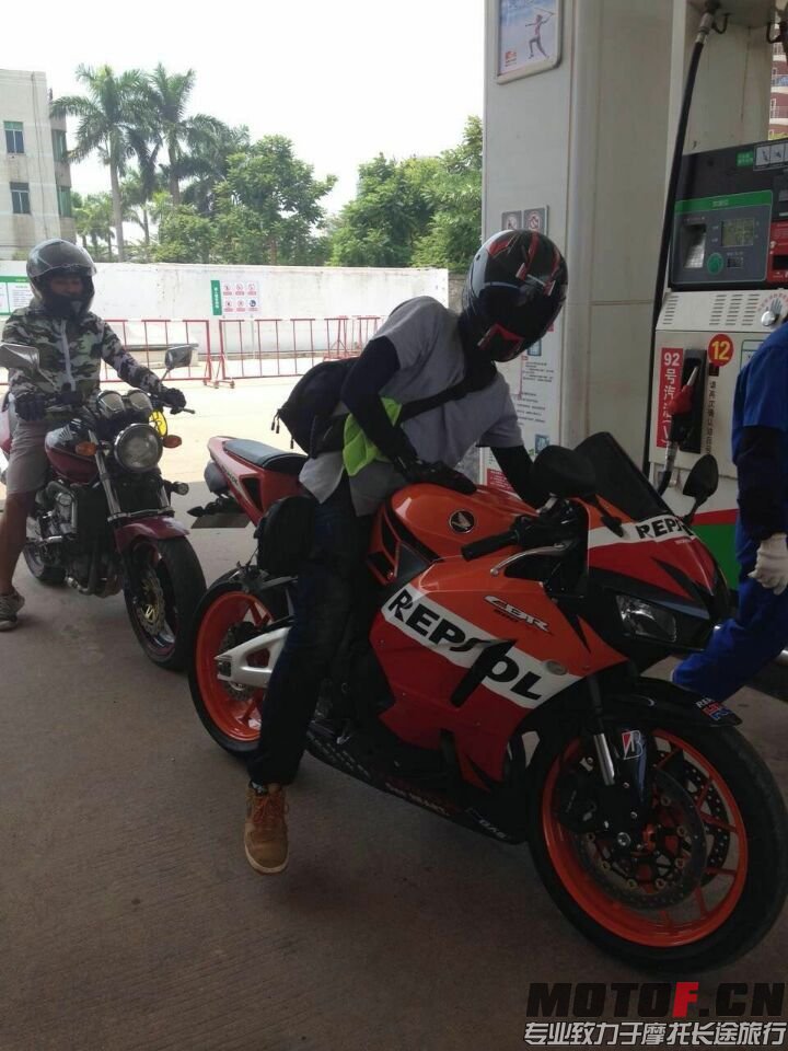 QQ图片20150811021913.jpg