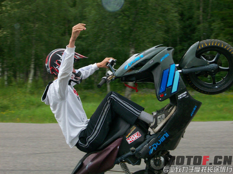 1000034nv8.jpg