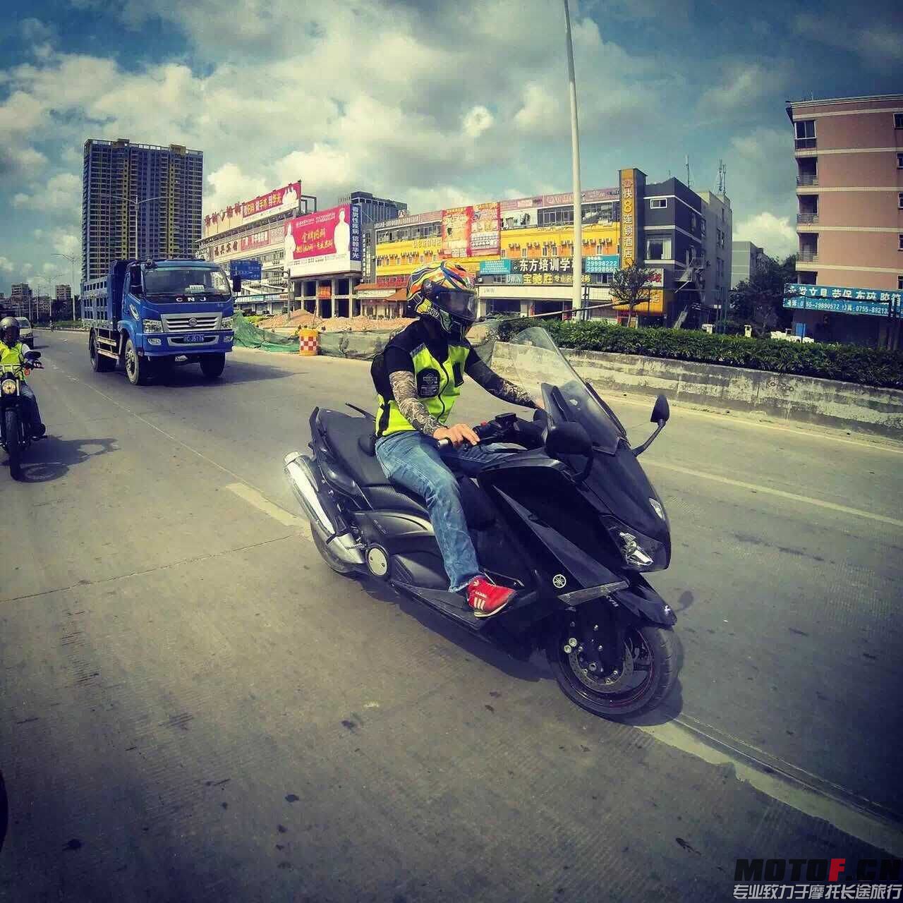 QQ图片20150813170154.jpg