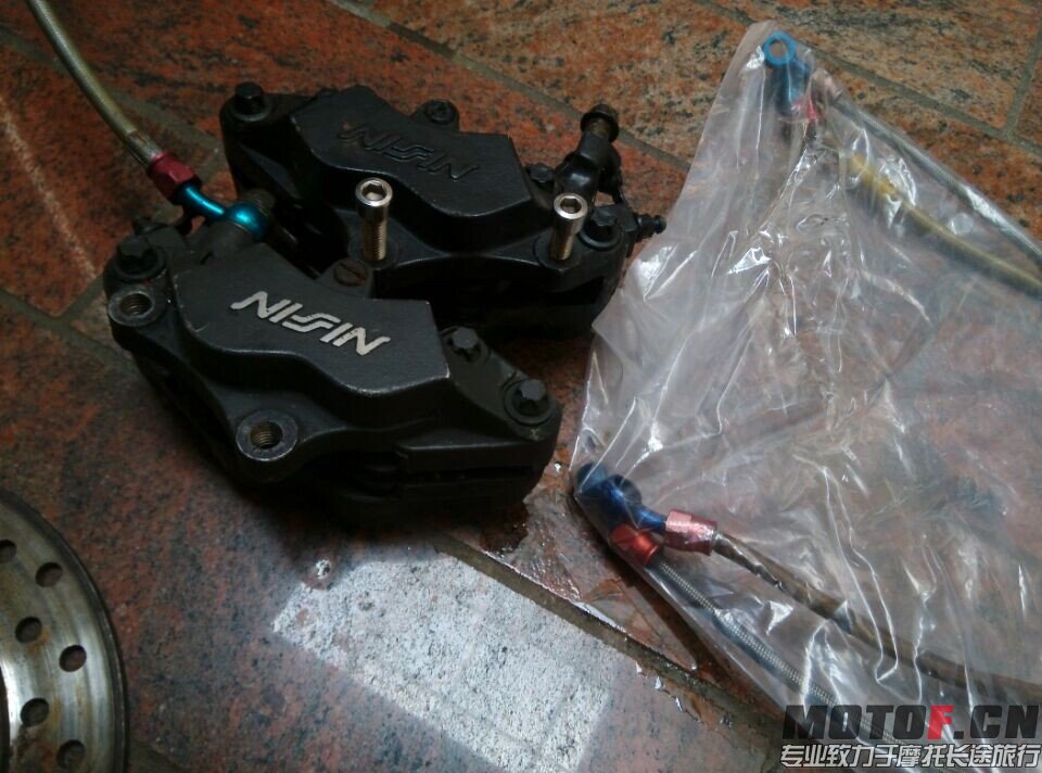 QQ图片20150815221421.jpg