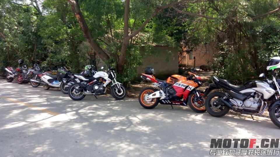 QQ图片20150819014600.jpg