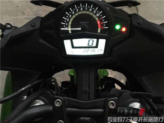 川崎ER-6F 2012年14.jpg