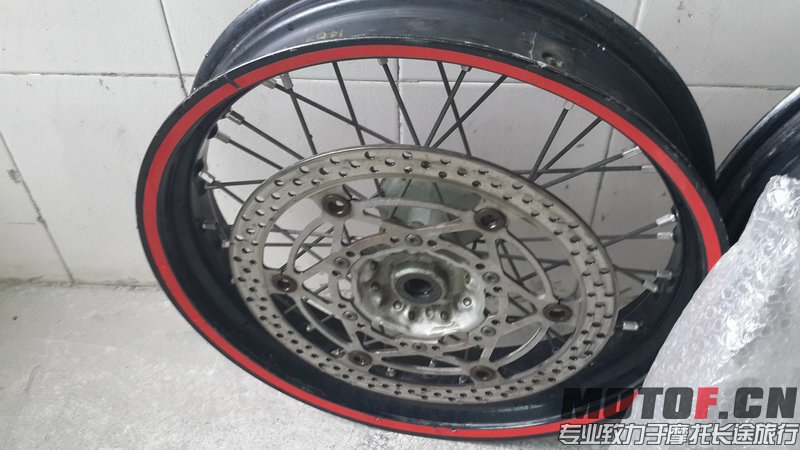 DRZ滑胎轮毂总成2.jpg