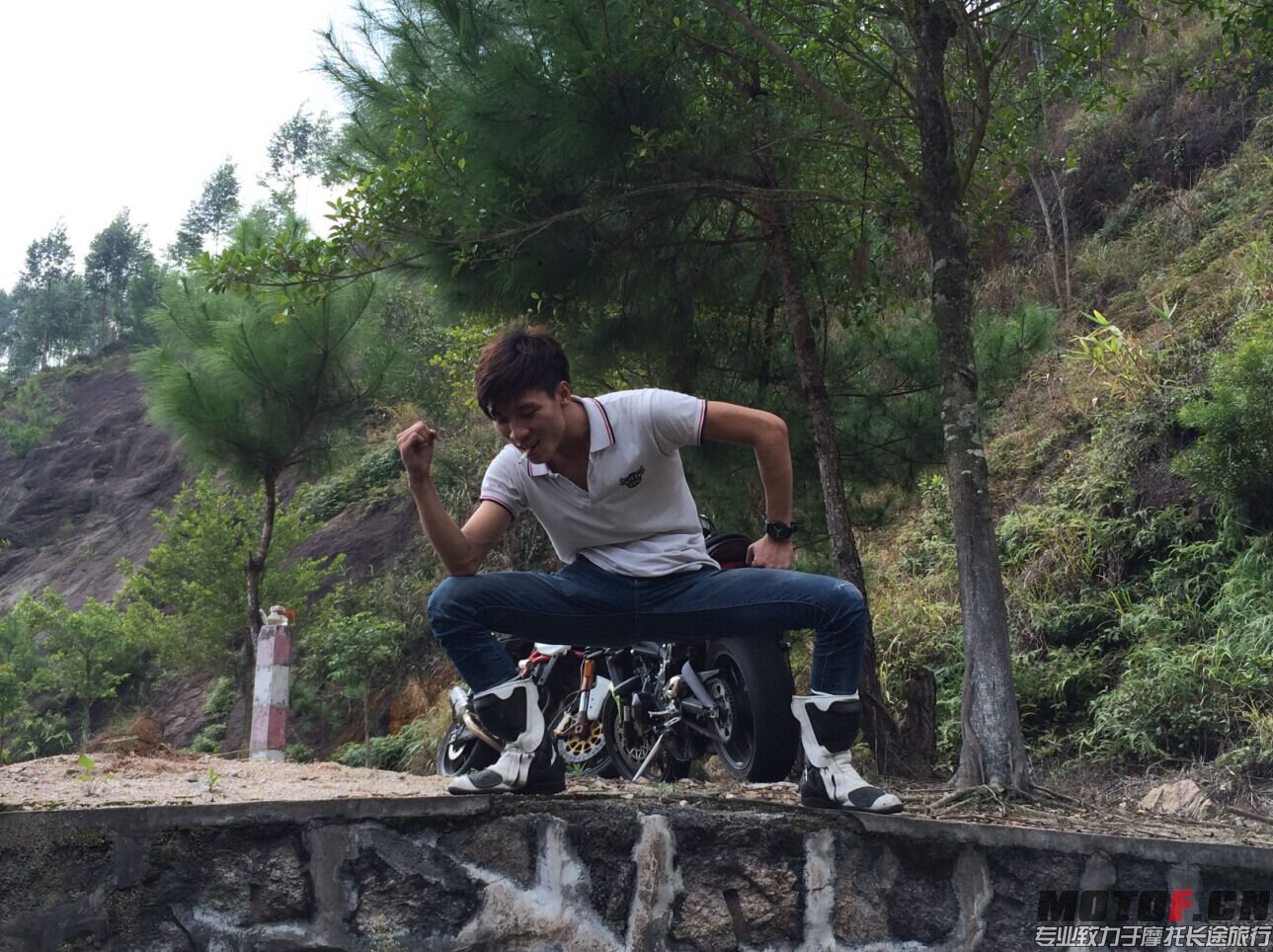 QQ图片20150921141821.jpg