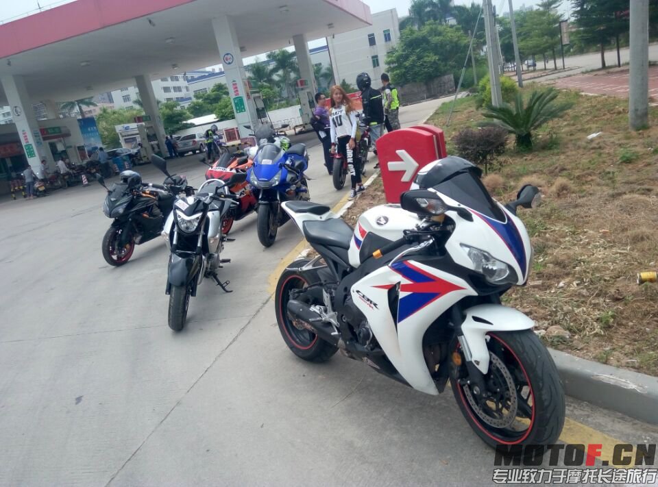 QQ图片20150922013442.jpg