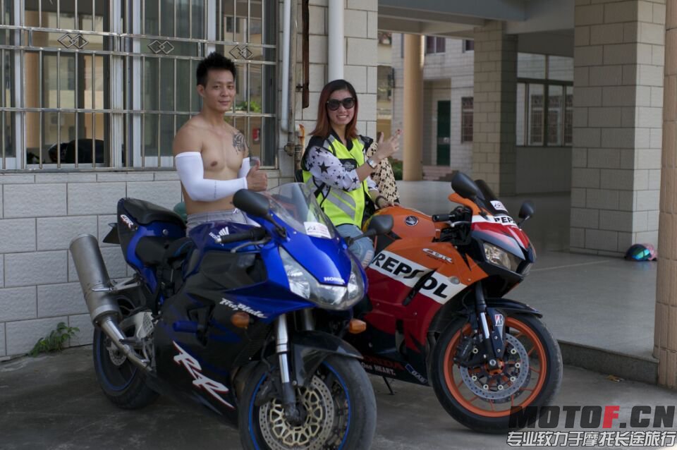 QQ图片20150922013556.jpg