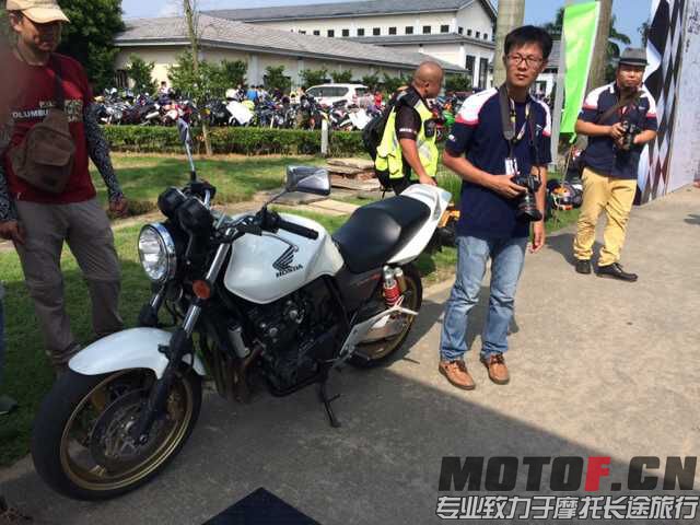 QQ图片20150920225325.jpg