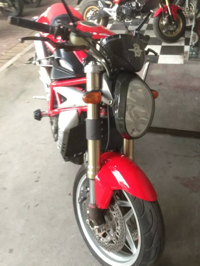 151412mxxxbvrcf9vl9frc.jpg