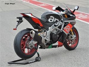 16-aprilia-rsv4rf-1.jpg