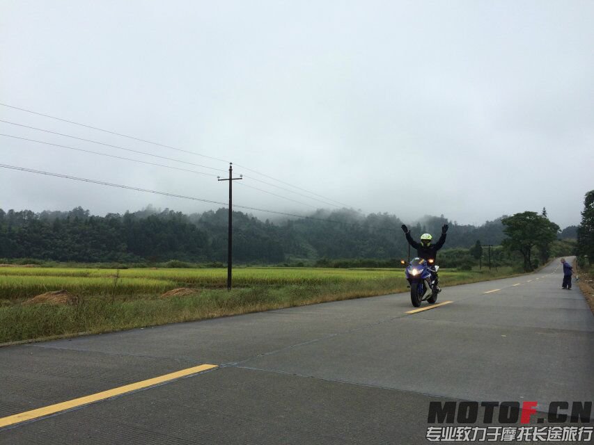 QQ图片20150928100922.jpg