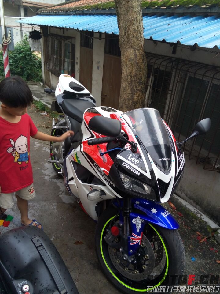 E55194DB5C8379AFBB1813CFC671F8FE.jpg