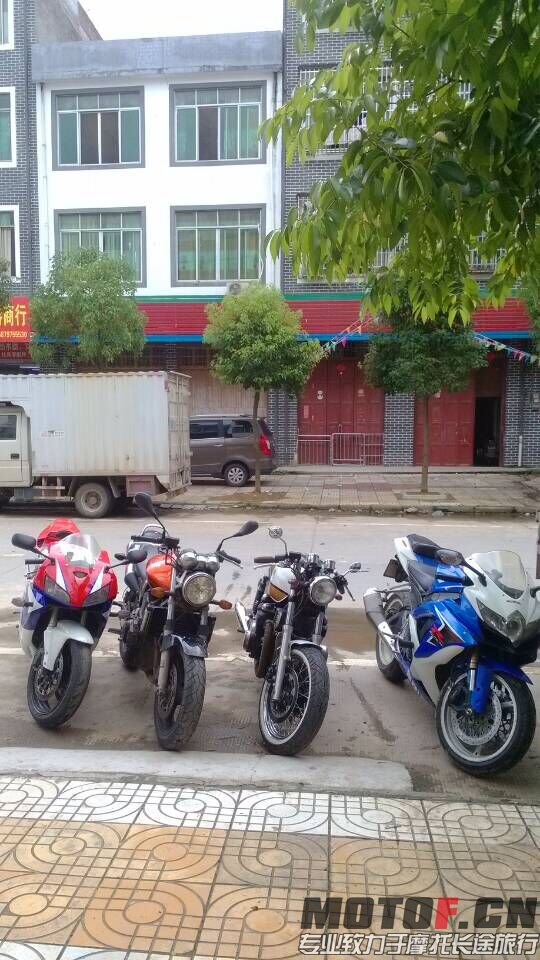 QQ图片20150614230640.jpg