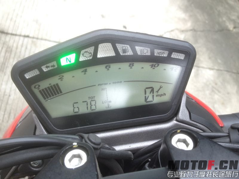 QQ图片20151006222648.jpg