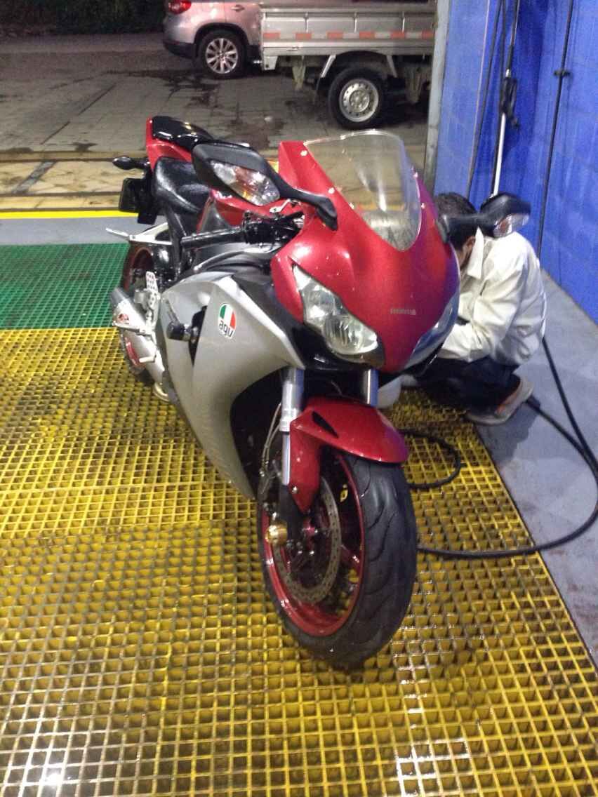 QQ图片20151012232300.jpg