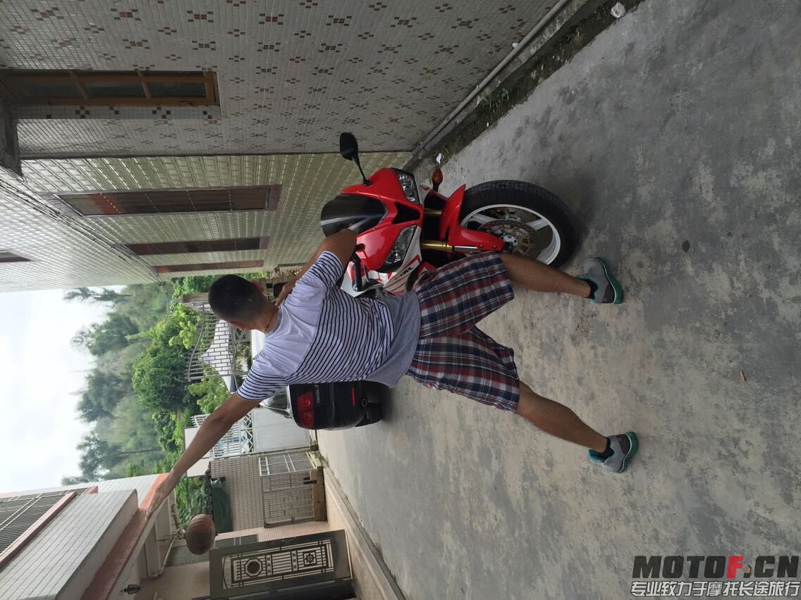 QQ图片20151015143431.jpg