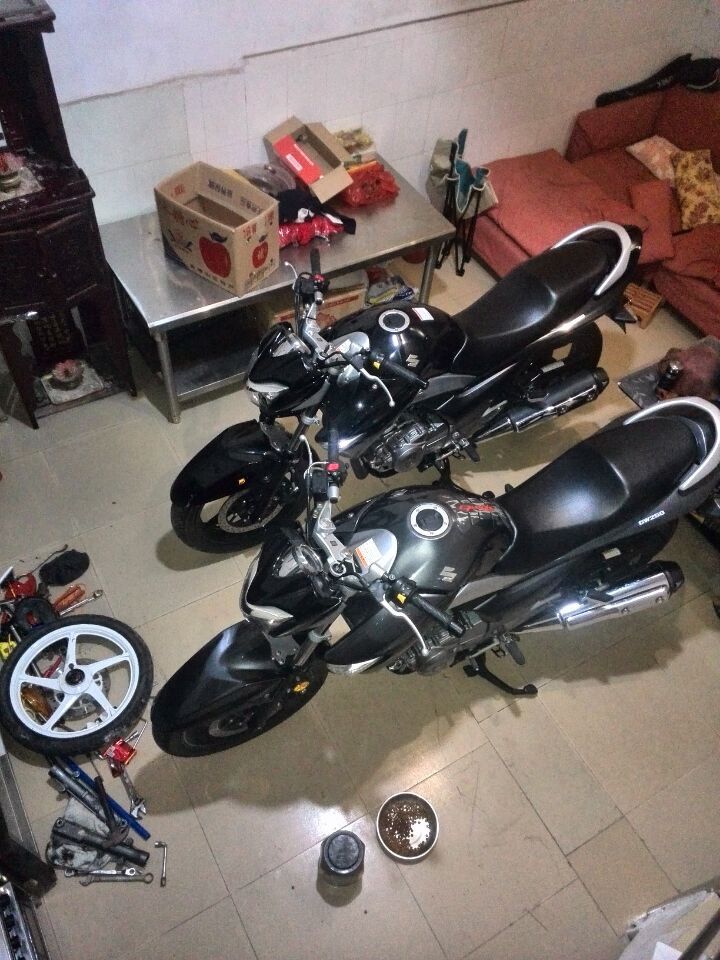 QQ图片20151013180352.jpg