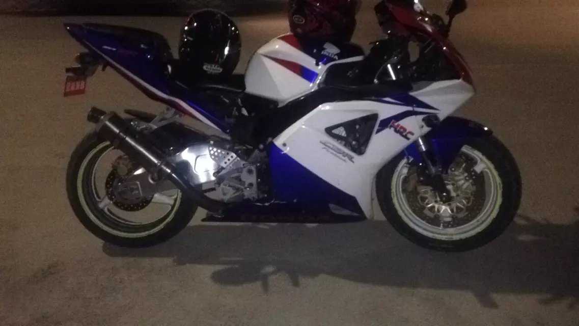 CBR954
