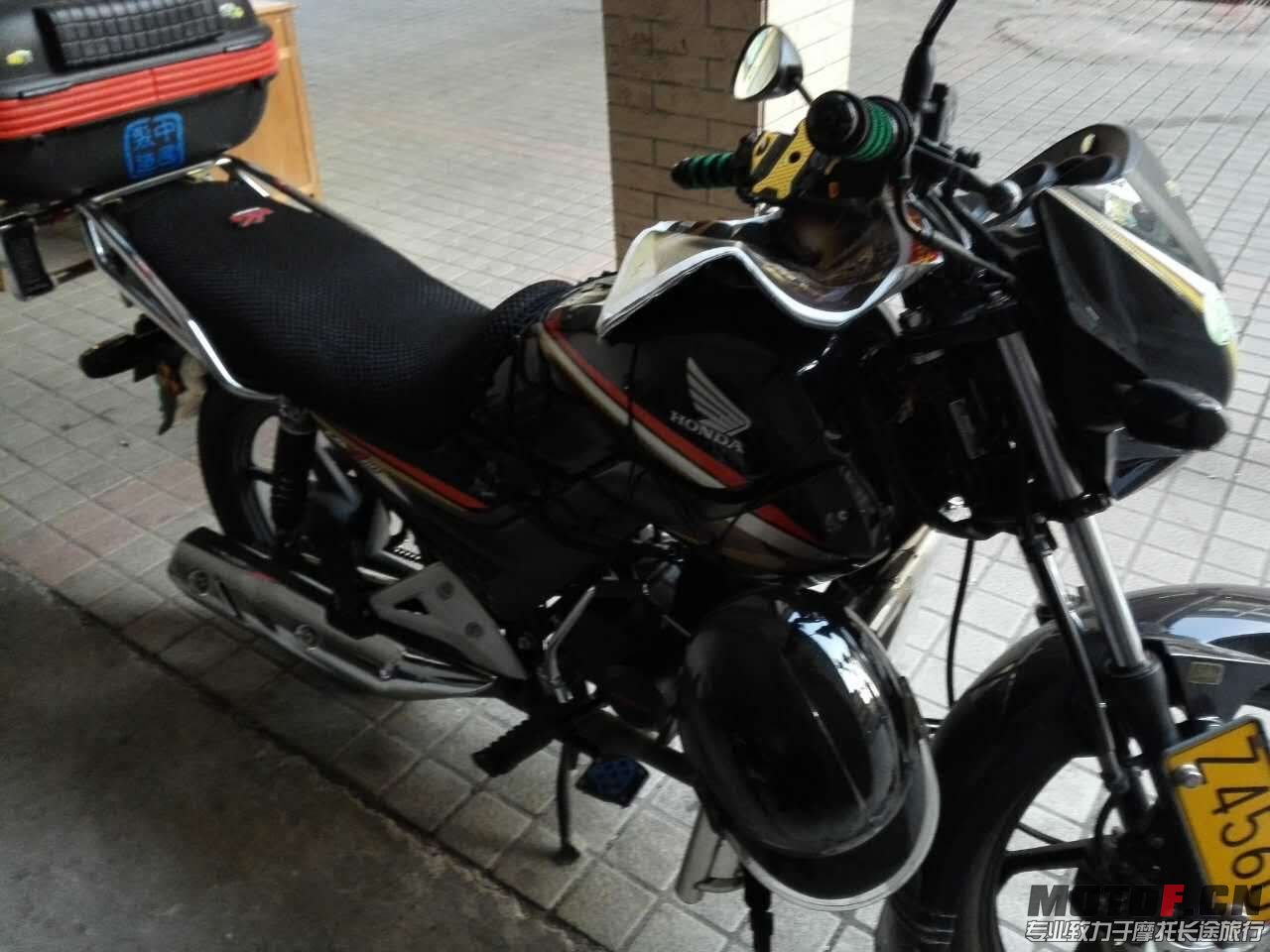 QQ图片20151031211601.jpg