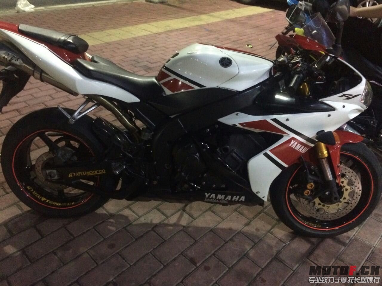 mmexport1445570149786.jpg