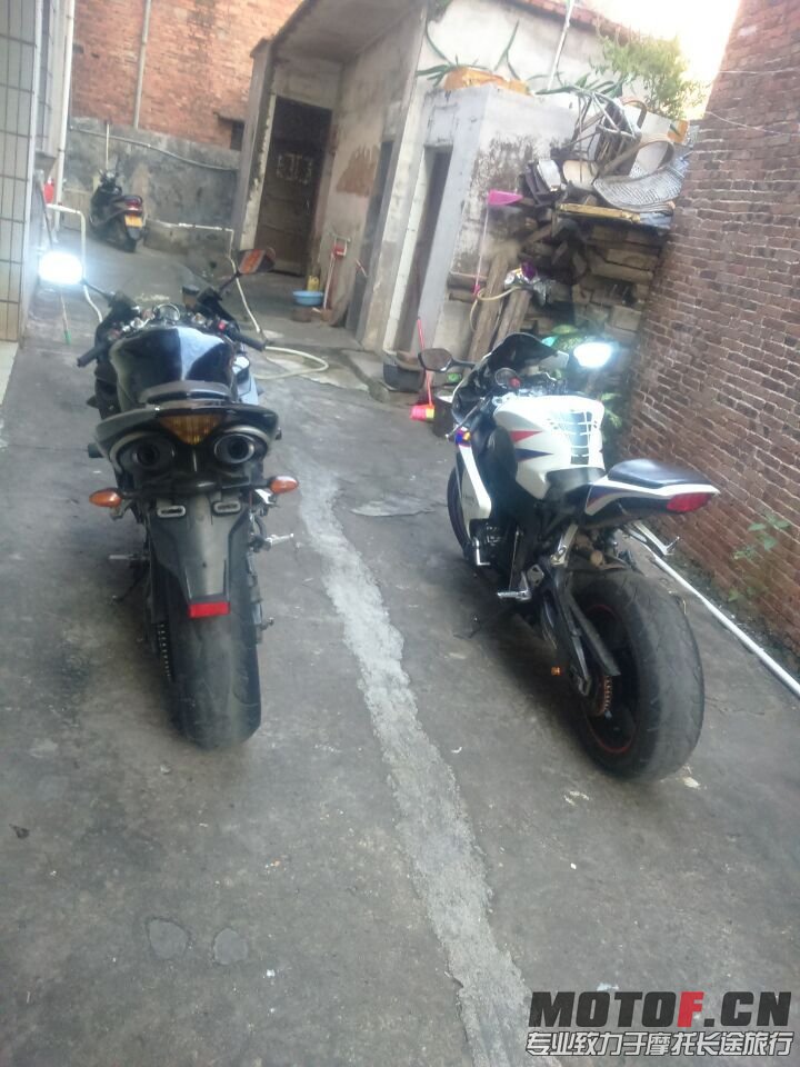 QQ图片20151105190128.jpg