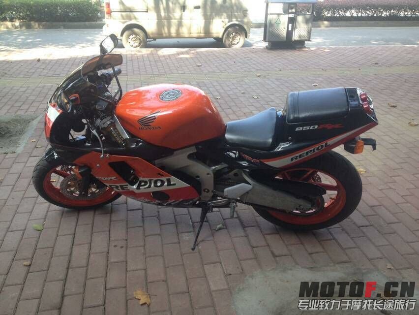 QQ图片20151021124152.jpg