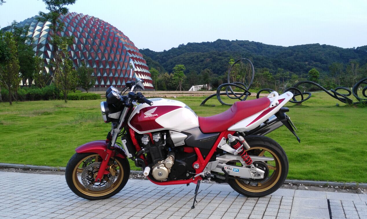 QQ图片20151008193724.jpg