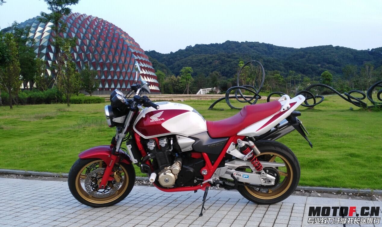 QQ图片20151008193724.jpg